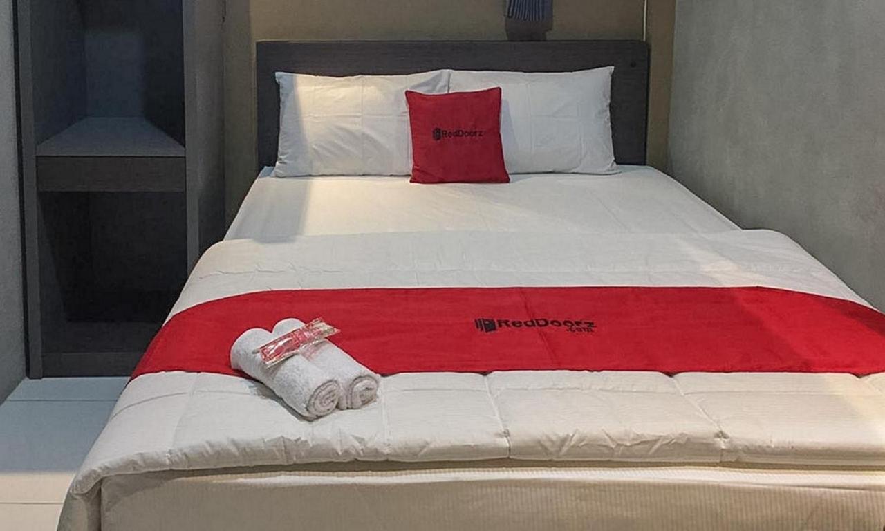 Reddoorz Near Wisata Paribendo Lawang Hotel ภายนอก รูปภาพ