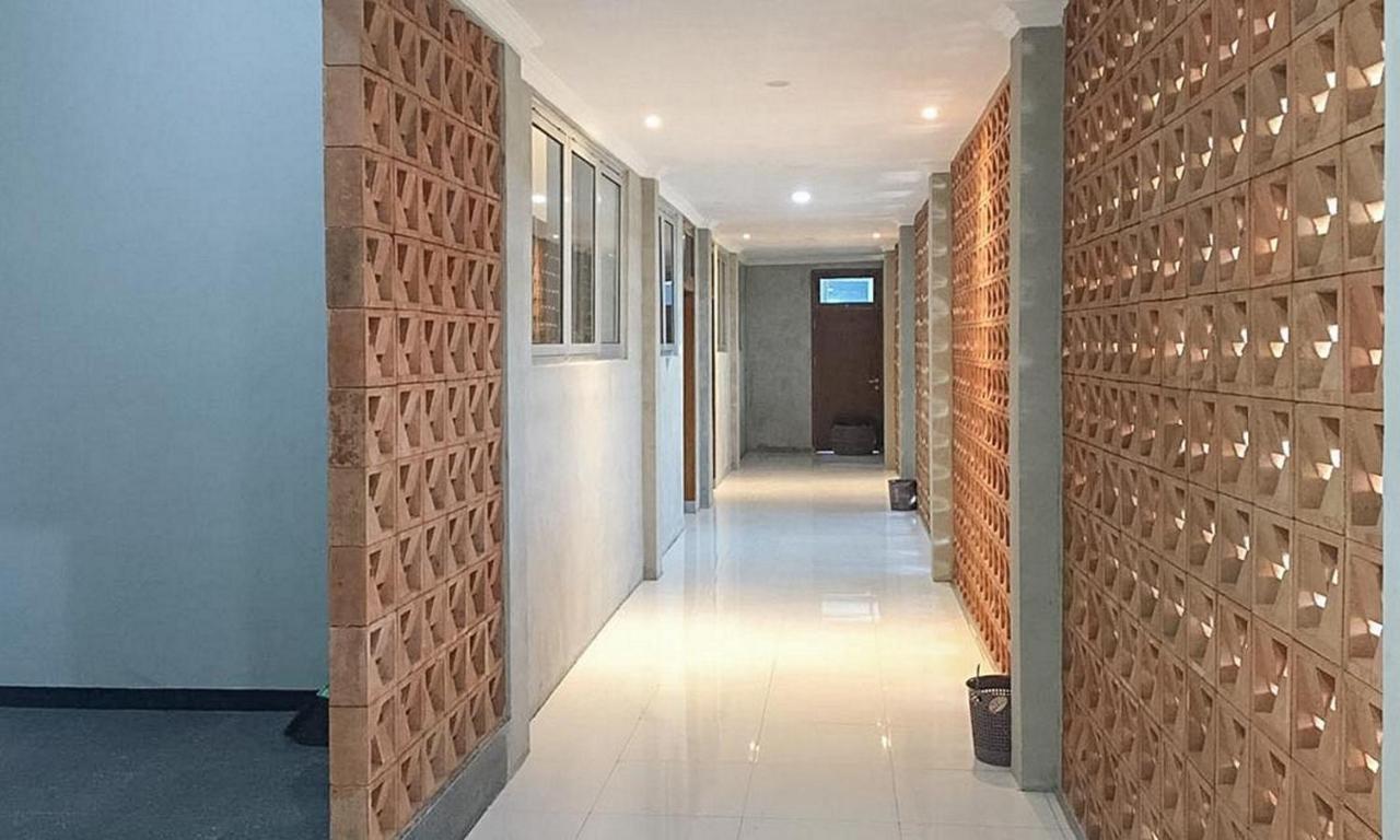 Reddoorz Near Wisata Paribendo Lawang Hotel ภายนอก รูปภาพ