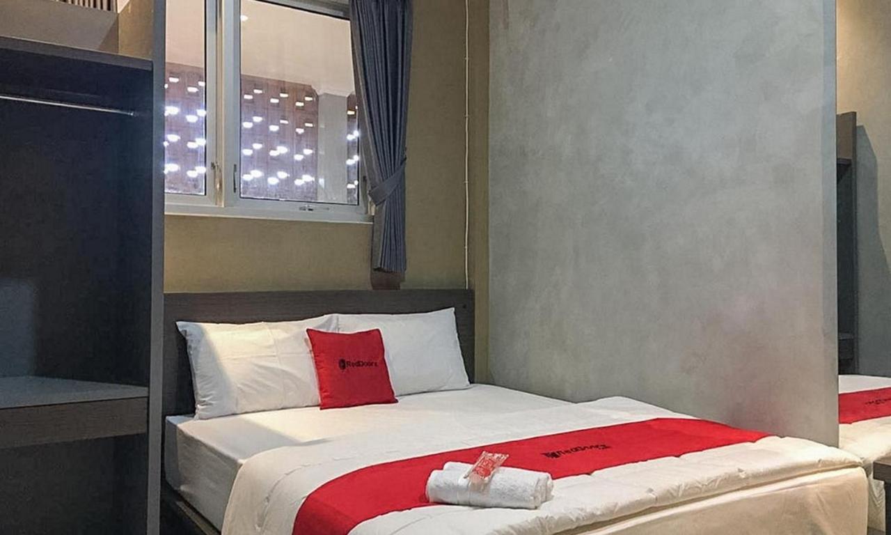 Reddoorz Near Wisata Paribendo Lawang Hotel ภายนอก รูปภาพ